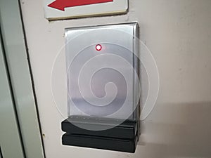 Electronic badge readers