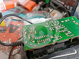 Electronic boards with complex components