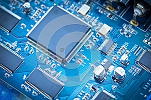 Electronic circuit chip on pcb board