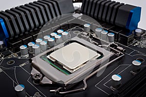 Electronic collection - Multiphase power system modern processor