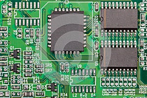 Electronic component on electrical circuit