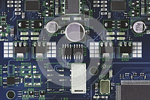 Electronic components on the PCB
