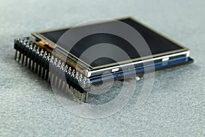 Electronic components. TFT display for embedding on electronic projects.