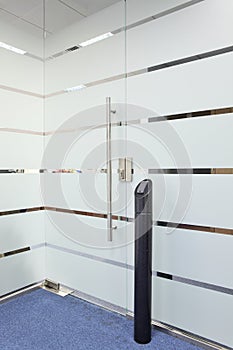 Electronic door lock system