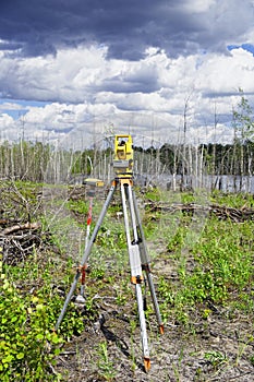 Electronic geodetic instruments in the field