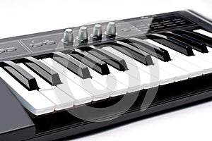 Electronic keyboard and Synthesizer