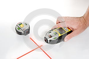 Electronic laser level