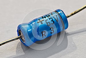 Electronic part capacitor