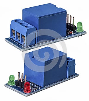 Electronic relay used in electrical installations
