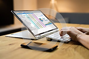 Electronic Spreadsheet Software And Auditor Analysis