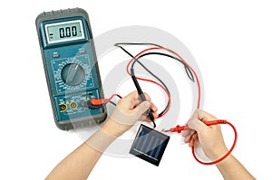 Electronic tester and solar battery