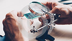 Electronics expertise microcircuits magnifier