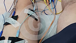 Electrostimulation of the quadriceps as a physiotherapy therapy