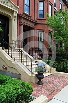 Elegant Back Bay Townhouse photo