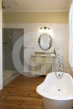 Elegant bathroom with clawfoot tub