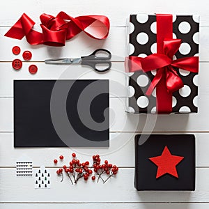 Elegant and beautiful black, red and white christmas presents, diy wrapping