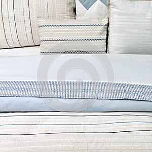 Elegant blue bed linen