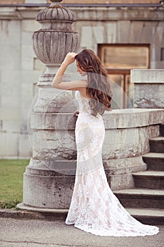 Elegant bride woman wedding portrait, vogue style photo. Fashion photo