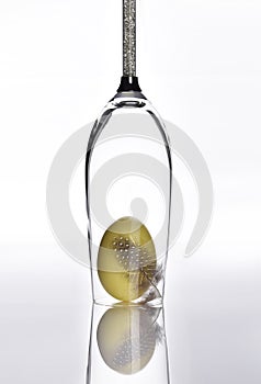 Elegant easter table decor