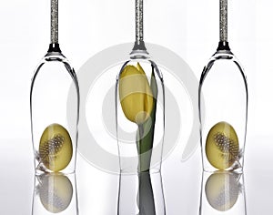 Elegant easter table decor