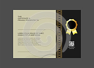 Elegant graduation achievement award certificate design