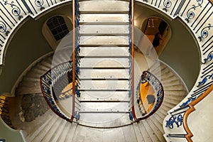 Elegant london victorian staircase