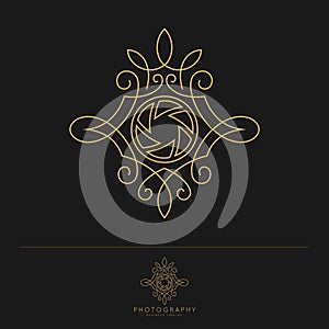 Elegant luxury photography logo design template. Lovely and Classic style. Vector illustration. - Vector