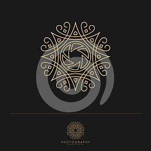 Elegant luxury photography logo design template. Lovely and Classic style. Vector illustration. - Vector