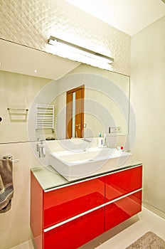 Elegant modern bathroom