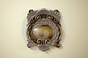 Elegant Victorian Peep Hole