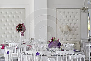 Elegant wedding table arrangement