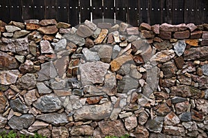 Element of a stone laying