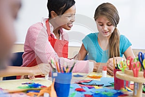 Elementary school art class