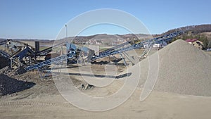 Elements of equipment for the extraction and sorting of rubble. Production of construction materials. Metal construction for worki