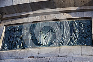 Elements of the monument to Columbus