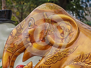 elephant statue photo