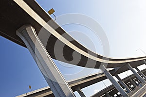 Elevated highway interchange structure