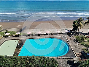 beachside swimming pool