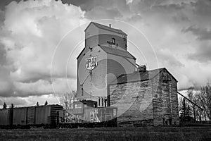 Elevator row, Mossleigh