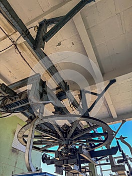 An elevator traction machine, a key component in a cable car traction system