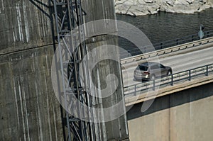 Elevator way bridge foot photo
