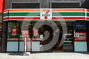 7-Eleven Store