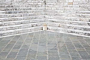 Eliminating or overcoming architectural barriers in public buildings or private buildings open to the public - old chiseled stone