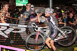 Elite Women Beer Handup - Cross Vegas Cyclocross