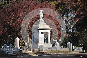 Elmwood cemetery memphis