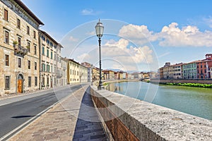 Embankment in Pisa