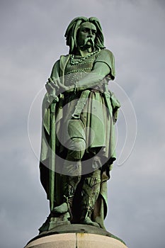 The emblematic statue of Vincingetorix photo