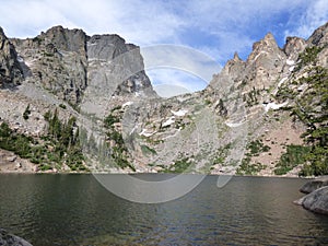 Emerald Lake and Hallett Peak