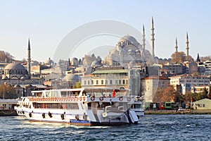 Eminonu harbor photo