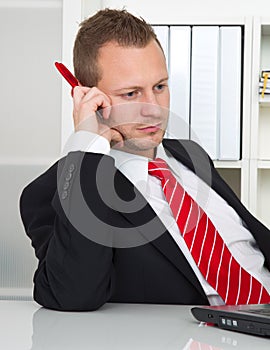 Employee with no desire to work photo